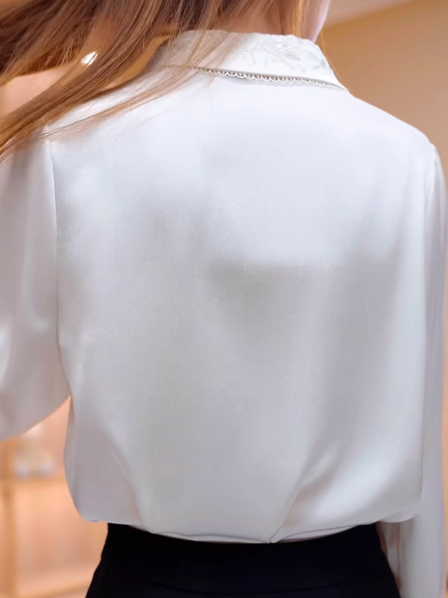프랑스식 POLO 칼라 핑크색 셔츠 여성 긴 소매 새틴 셔츠 봄 새로운 레트로 외국 가스 출퇴근 캐주얼 맨위 상세 이미지 8