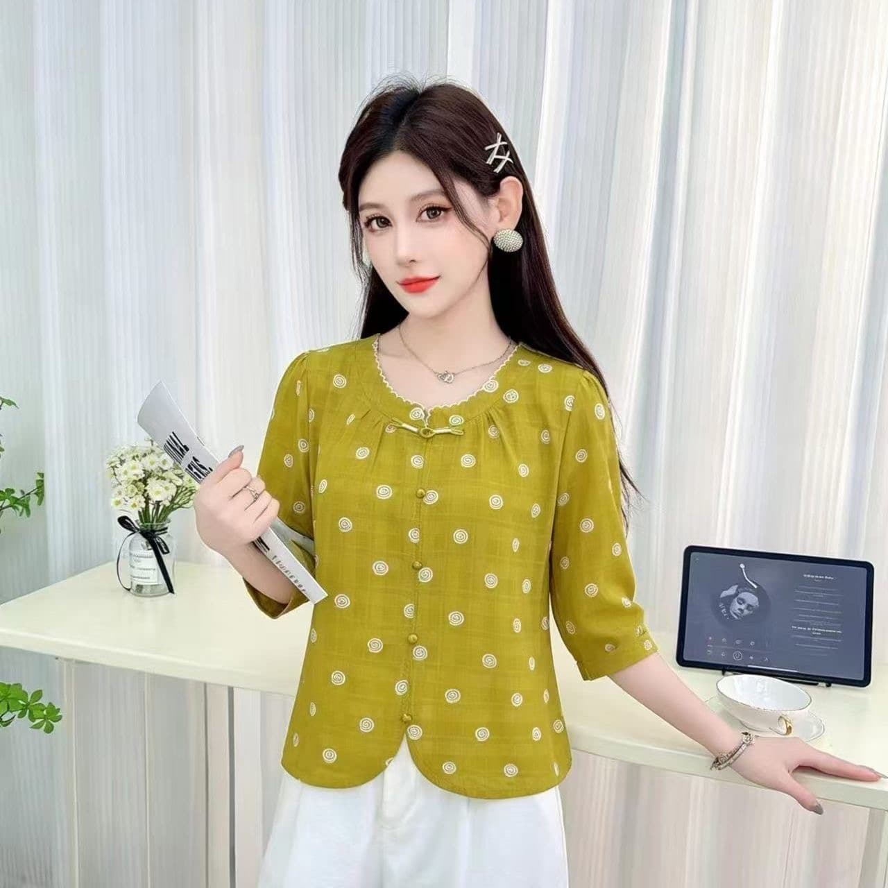 가을 새로운 패션 새로운 중식 단추 라운드 넥 셔츠 루즈핏 표지 배 연령 감소 다용도 7부 소매 어머니 드레스 상세 이미지 6