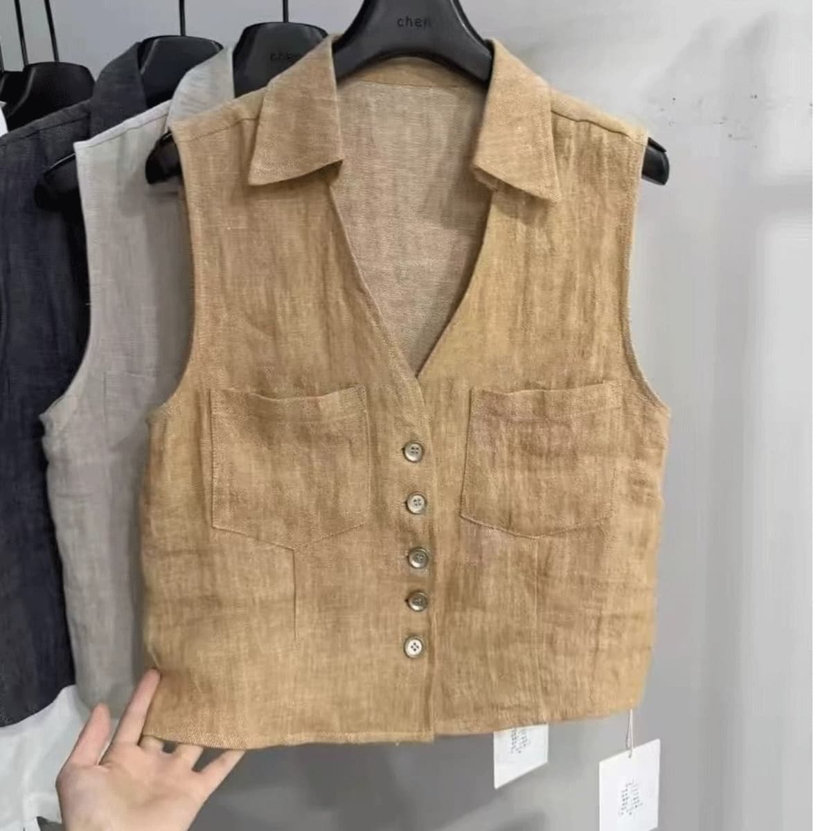오래된 돈 바람 레트로 V넥 민소매 작은 셔츠 여성 2026 여름 품격 고급 센스 다용도 조끼 맨위 이미지 5