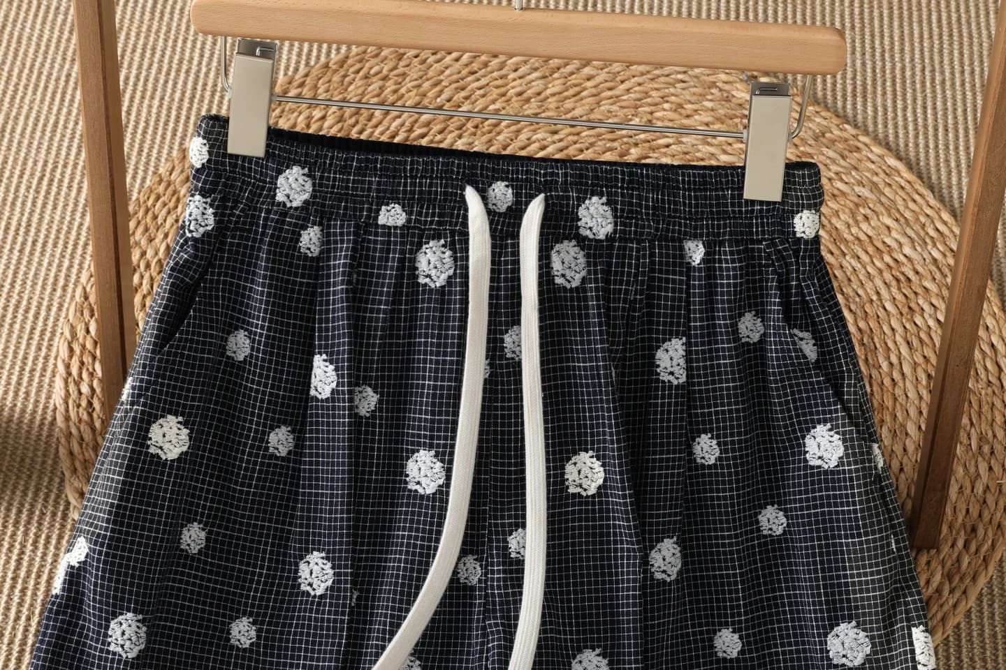 9045 실사 도트 무늬 무료 바지 무거운 작업 자수 좋은 체크무늬 온화한 가짜 바람 도트 무늬 배기 바지 여성 상세 이미지 6