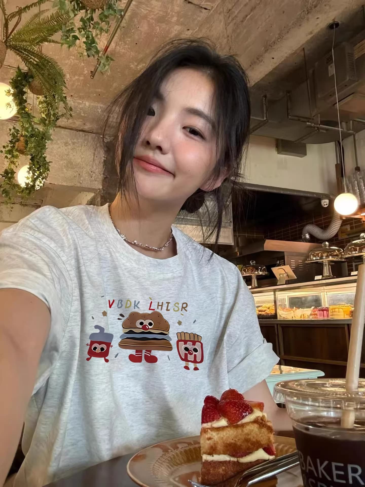 경관 그림 21 순면 210 그램 2026 년 봄 여름 드레스 반팔 티셔츠 여성 한국 스타일 프린트 이미지 2