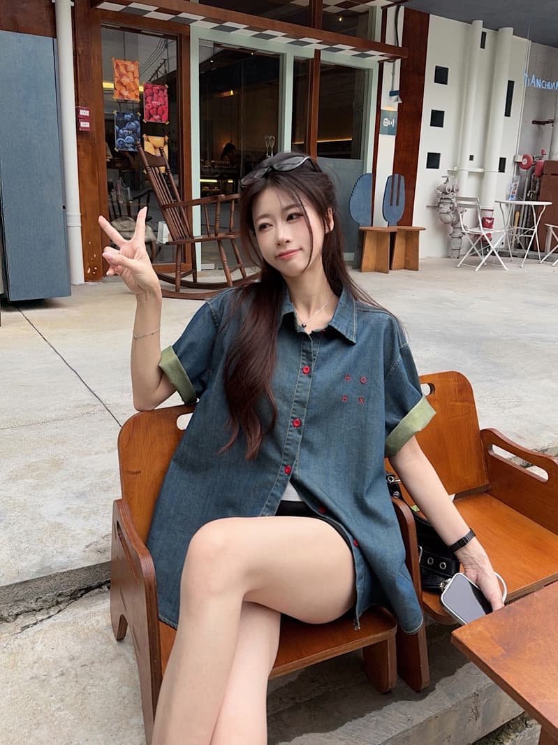 실사 한 부서 레트로 배색 알파벳 자수 데님 여성 셔츠 여름 느긋한 캐주얼 반팔 맨위 재킷 상세 이미지 15