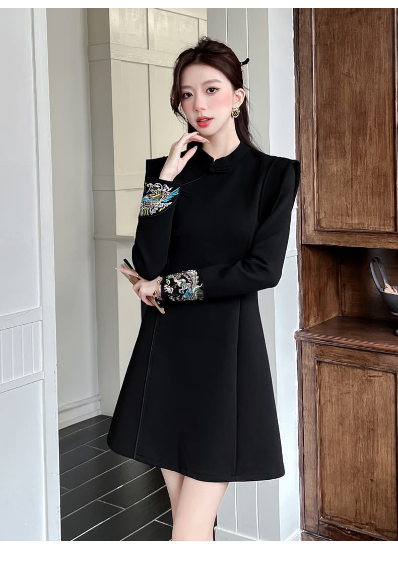 2026 가을 새로운 자수 새로운 중식 국풍 레트로 드레스 새로운 중식 국풍 무거운 작업 자수 베스트 상세 이미지 18