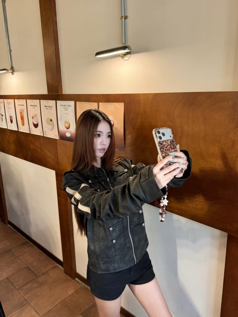 실사 이문화 궁정 바람 긍정적 인 어깨 재킷 여성 코트 이른 가을 십자가 쇼트 스타일 몸매 가꾸기 가죽 재킷 시각 부서 트렌디 상세 이미지 12