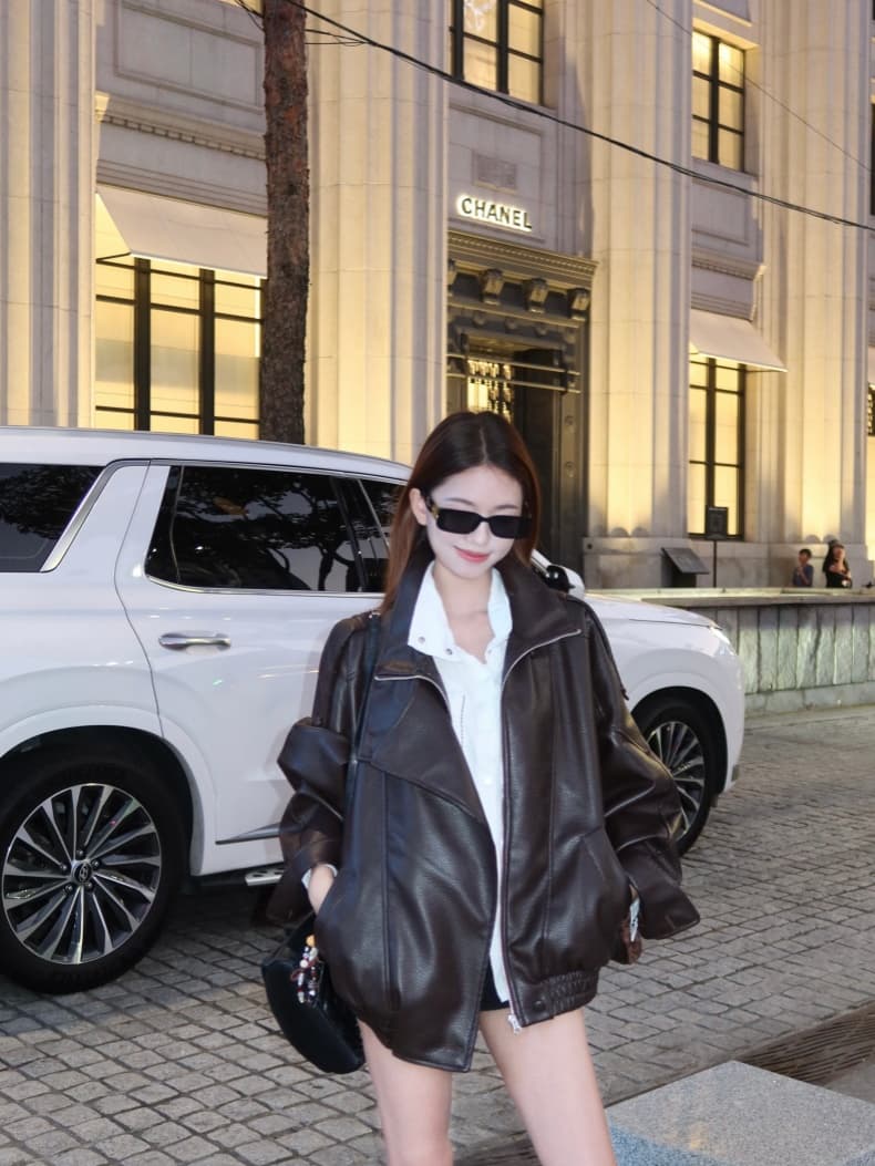 실사 2026 가을 새로운 여성 의류 패션 지퍼 모조 가죽 스탠드 칼라 긴팔 재킷 오토바이 서비스 가죽 재킷 여성 코트 상세 이미지 7