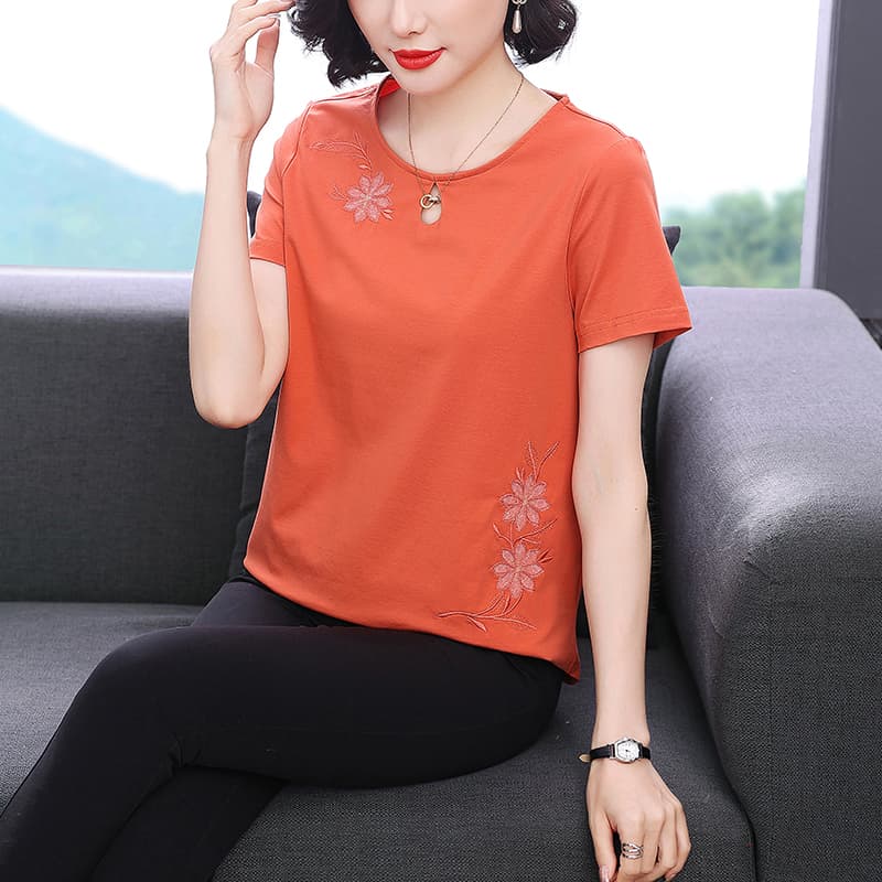 엄마 순면 반팔 티셔츠 여성 외국 가스 자수 맨위 중년 여름 드레스 새로운 루즈핏 반소매 단색 티셔츠 이미지 2
