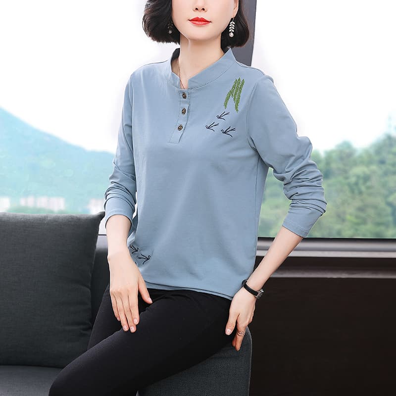 2026 가을 새로운 면 빅 사이즈 루즈핏 외국 가스 어머니 드레스 레트로 중식 바람 자수 스탠드 칼라 긴팔 티셔츠 여성 이미지 4
