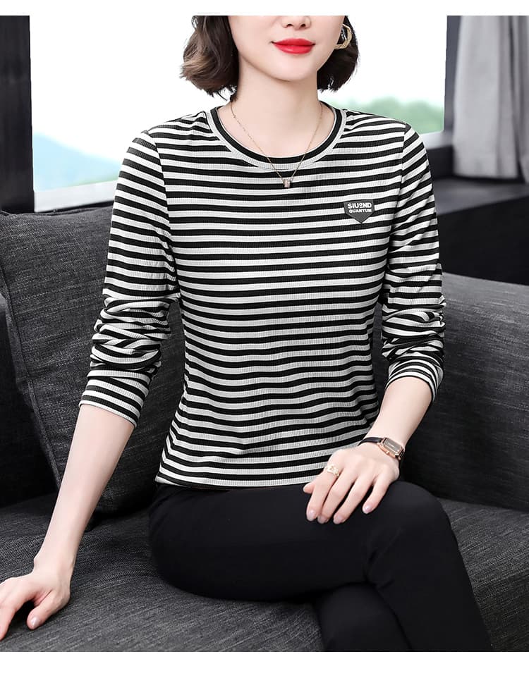 2026 가을 새로운 라운드 넥 기본 셔츠 여성 봄 가을 엄마 슬림해 보이는 스트라이프 가을 의상 여성 의류 긴팔 티셔츠 맨위 상세 이미지 16
