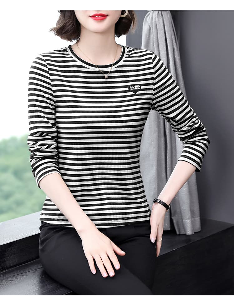 2026 가을 새로운 라운드 넥 기본 셔츠 여성 봄 가을 엄마 슬림해 보이는 스트라이프 가을 의상 여성 의류 긴팔 티셔츠 맨위 상세 이미지 17