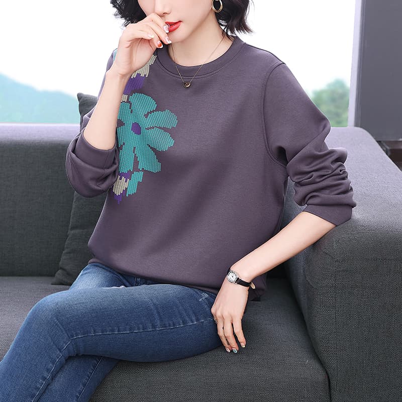 2026 가을 새로운 패션 연령 감소 라운드 넥 후드티 여성 프린트 루즈핏 슬림해 보이는 공기 면 풀오버 맨위 트렌디 이미지 2
