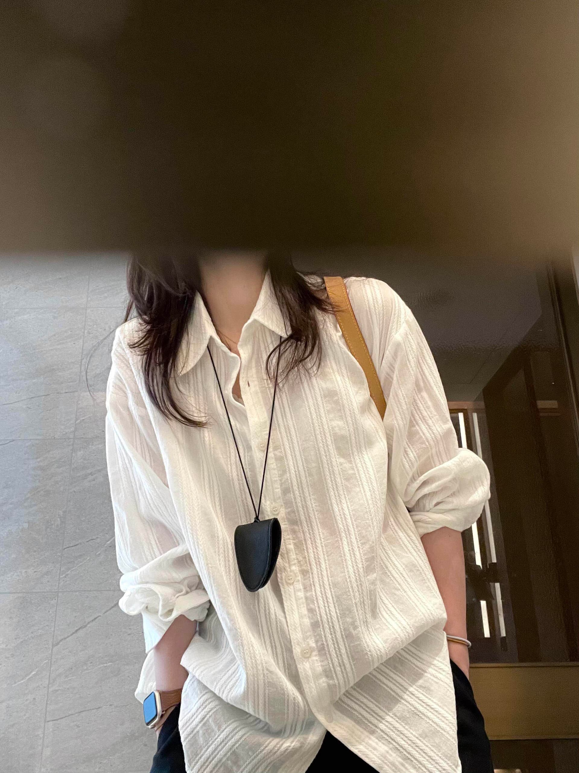 화이트 세로 줄무늬 자카드 느긋한 바람 여성 셔츠 봄 여름 한국 스타일 루즈핏 품격 출퇴근 다용도 캐주얼 맨위 상세 이미지 5