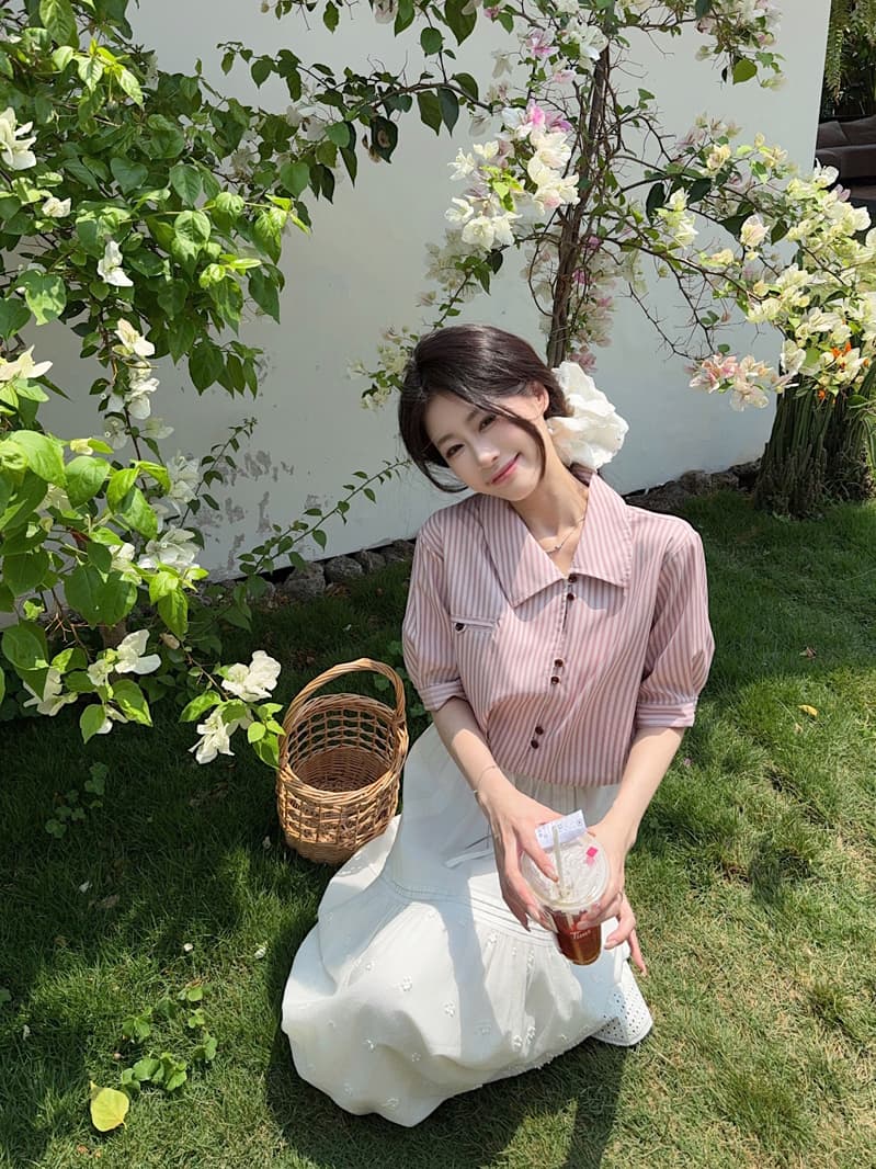 실사 품격 스트라이프 비스듬한 襟 칼라 반팔 디자인 센스 셔츠 여성 의류 2026 여름 새로운 Chic 캐주얼 맨위 상세 이미지 30