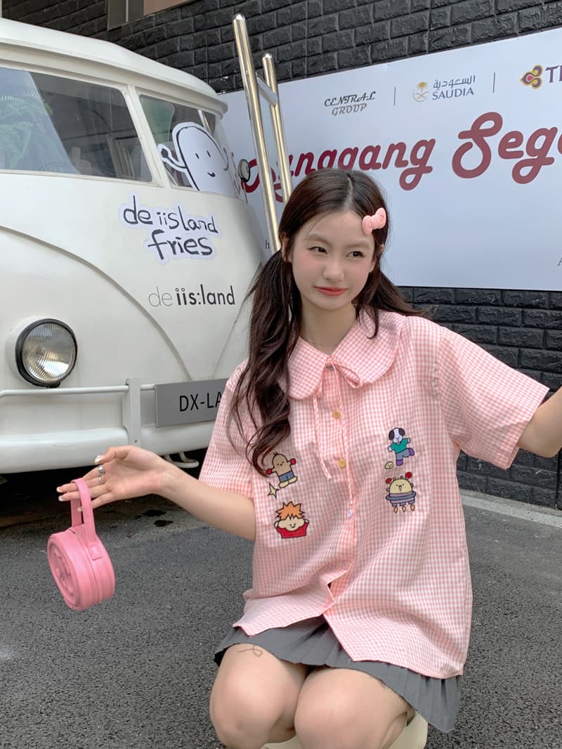 핑크색 체크무늬 베이비 칼라 반팔 여성 셔츠 2026 여름 Chic 자수 스트랩 일본식 달콤함 체크무늬 맨위 상세 이미지 14