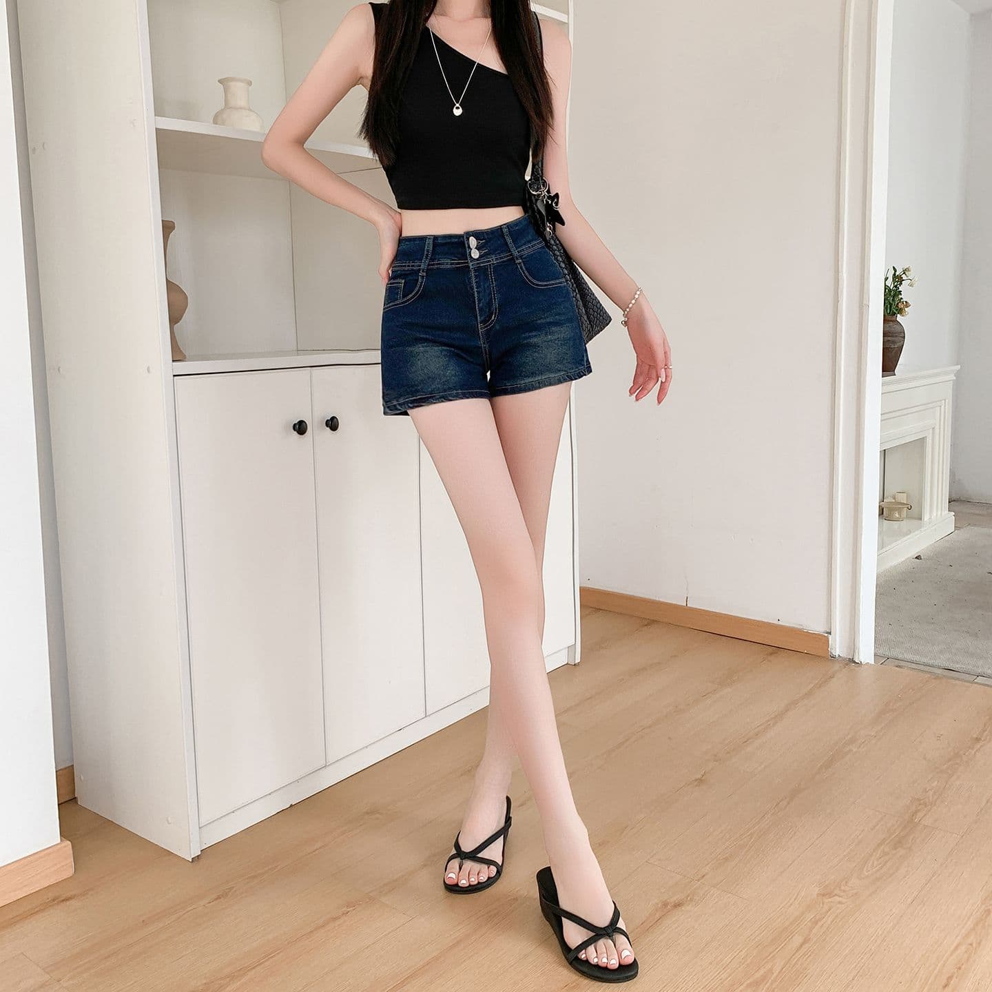실사 아메리칸 핫걸 로우 웨이스트 펭 넓적 다리 데님 반바지 여성 새로운 레트로 다용도 한 마디 타이트 스커트 뜨거운 바지 상세 이미지 5