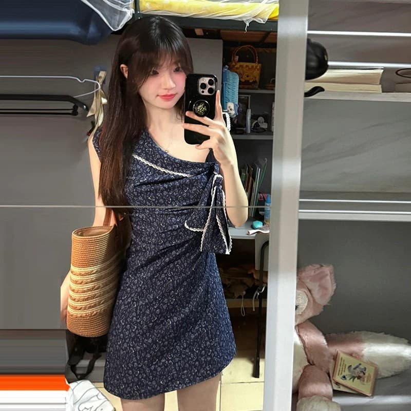 있음 안감 파란색 나비 매듭 비스듬한 어깨 꽃무늬 여성 드레스 여름 새로운 작은 키 품격 타이트 스커트 미니 스커트