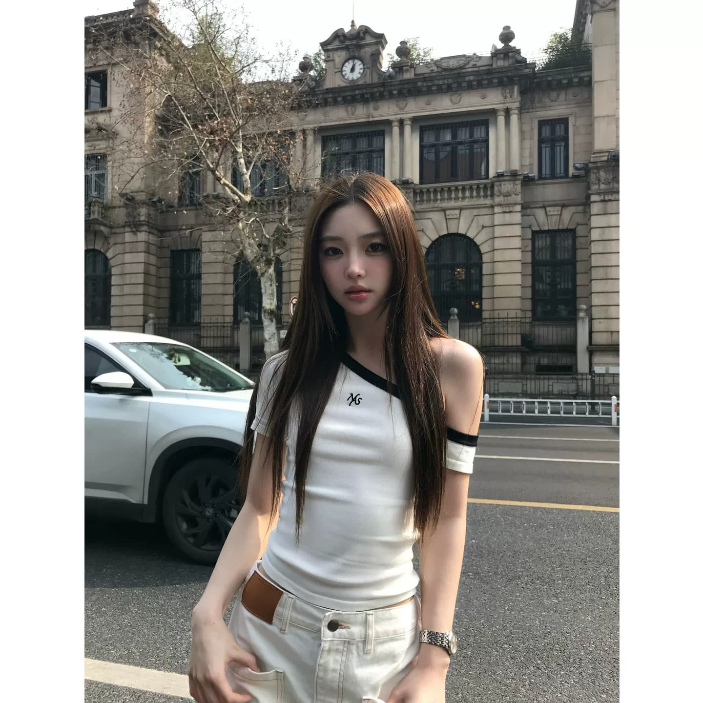 40 순면 한 부서 순수한 욕망 핫걸 바람이 아닙니다. 대칭 오프숄더 반팔 티셔츠 여성 여름 몸매 가꾸기 슬림해 보이는 디자인 센스 이미지 4