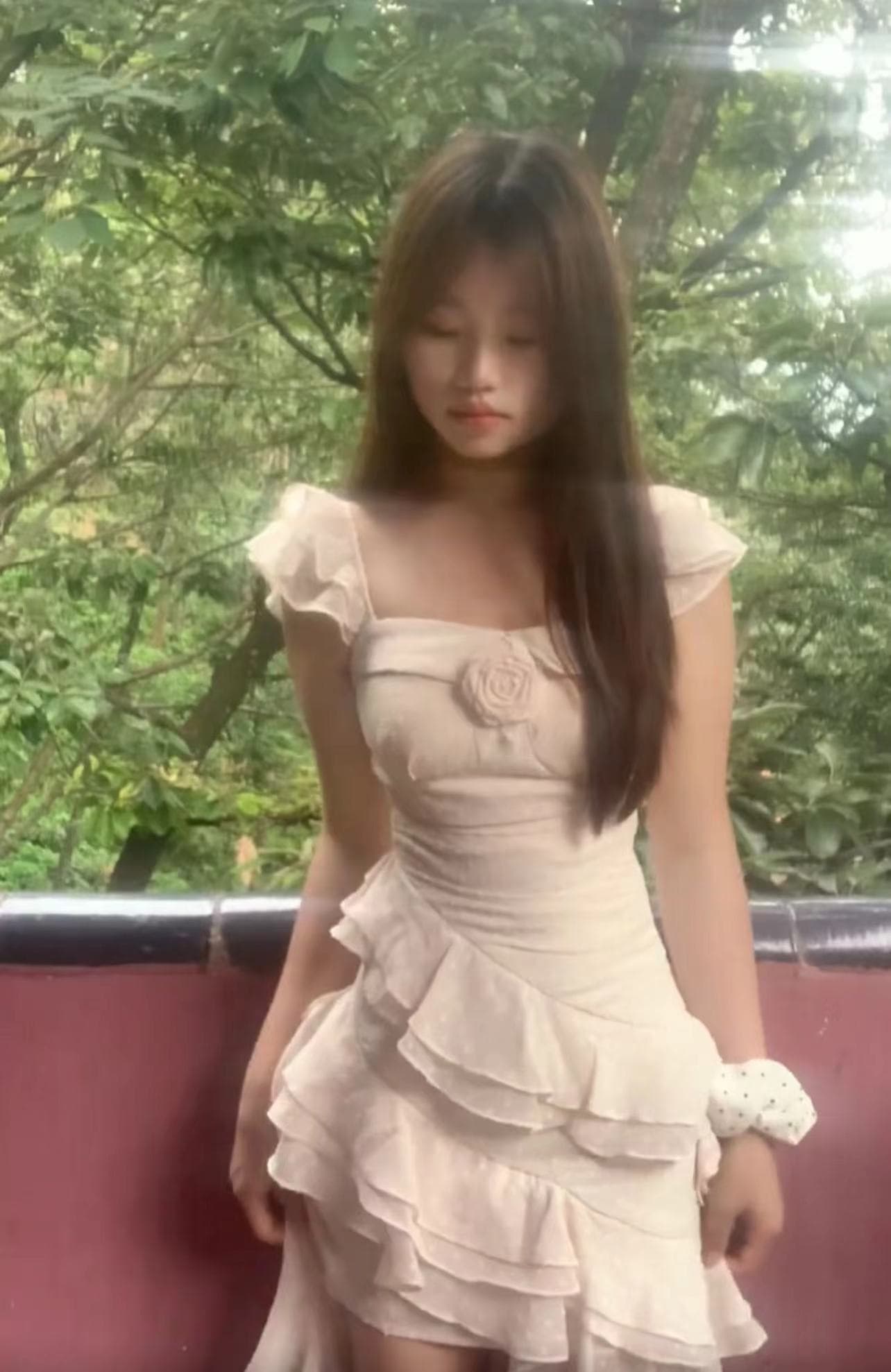 벨트 가슴 패드 지퍼 안감 프랑스식 휴가 장미 품격 길다 끌기 꼬리 민소매 분위기 슬립 드레스 상세 이미지 6