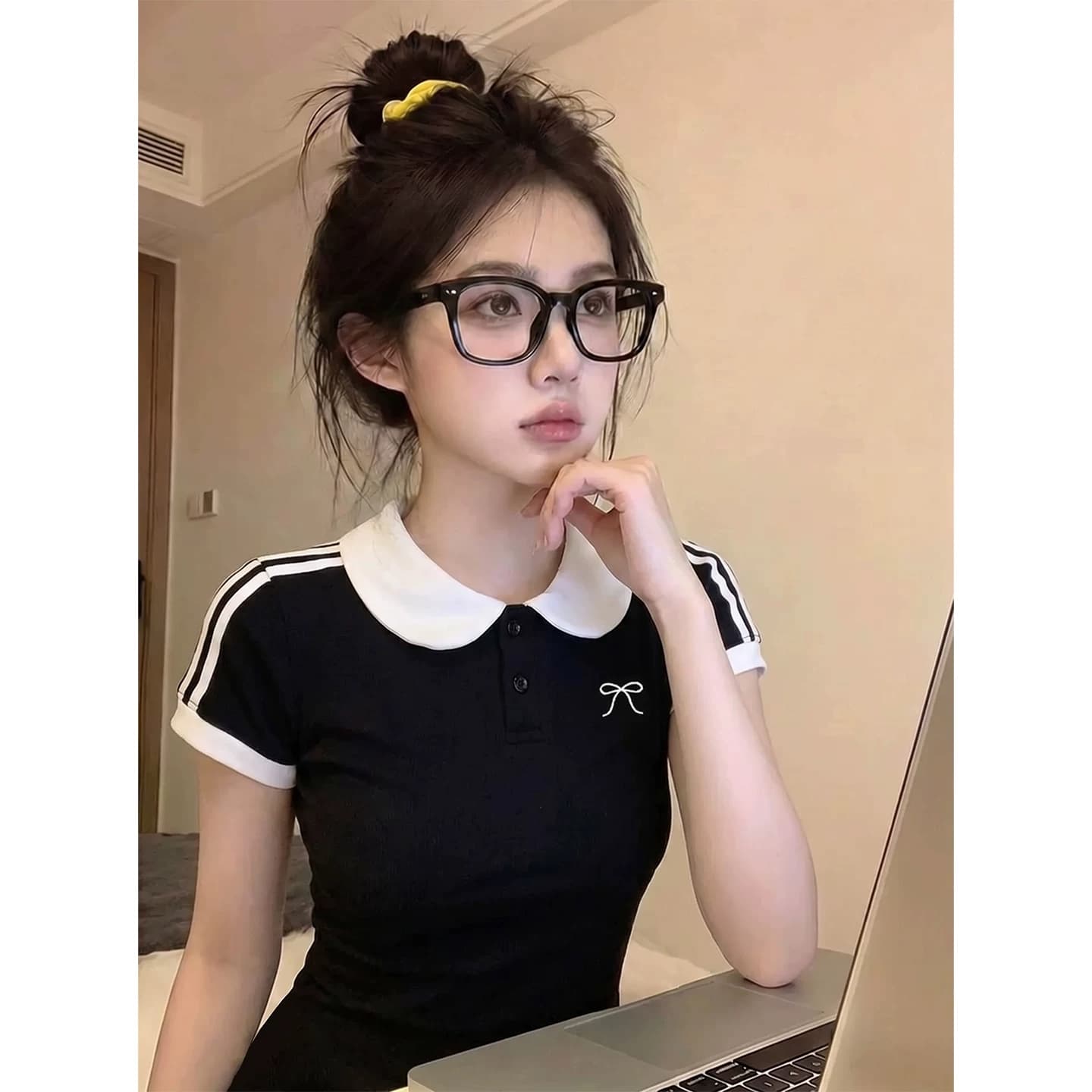 40 순면 패션 트렌드 배색 Chic 베이비 칼라 반팔 티셔츠 여성 여름 몸매 가꾸기 자수 튀김 거리 의류 상세 이미지 8