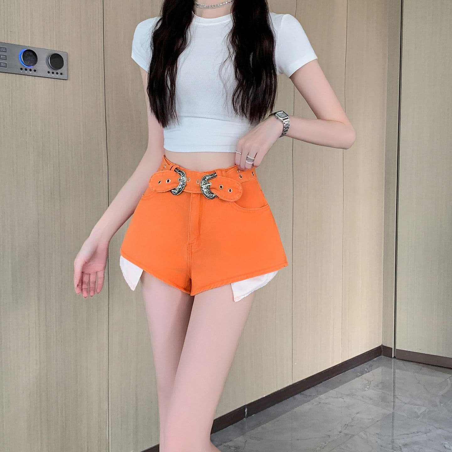 실사 여름 새로운 주황색 색상 핫걸 디스플레이 다리 길이 데님 반바지 하이웨이스트 다용도 누출 주머니 한 마디 핫 바지 상세 이미지 1