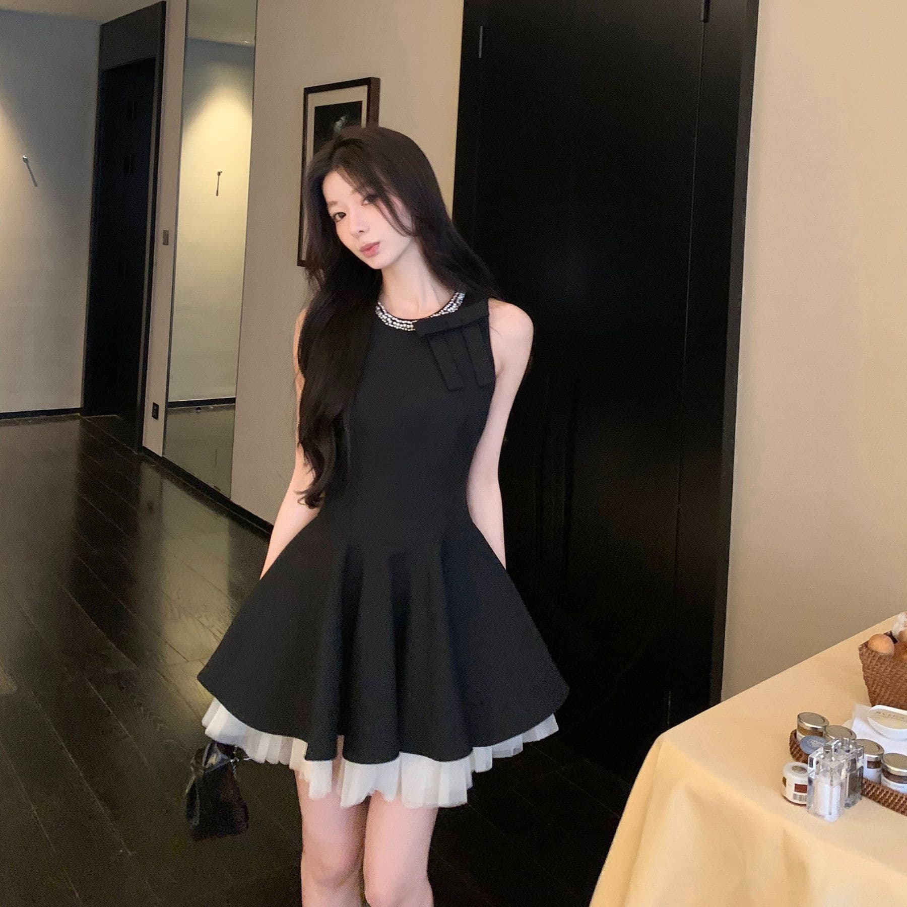 천 금빛 바람 작은 검은 드레스 여성 드레스 여름 고급 센스 생일 party 작은 행사 치마 슬림해 보이는 민소매 조끼 스커트 이미지 4