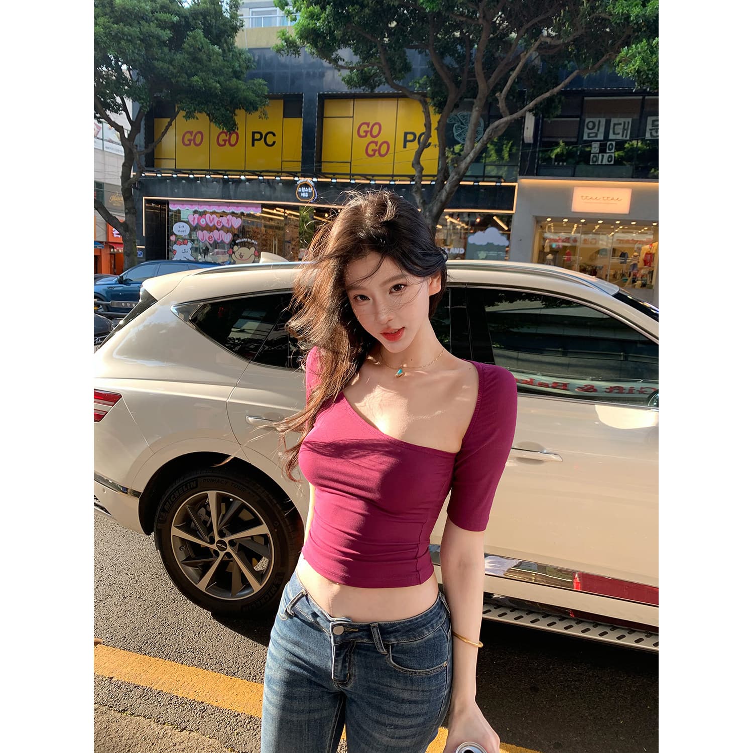 디자인 센스 비스듬한 어깨 반팔 티셔츠 여성 여름 몸매 가꾸기 슬림해 보이는 아니요 명중 섹션 맨위 순수한 욕망 빛 이슬 피부 착용 가져 가라. 작은 셔츠 상세 이미지 3