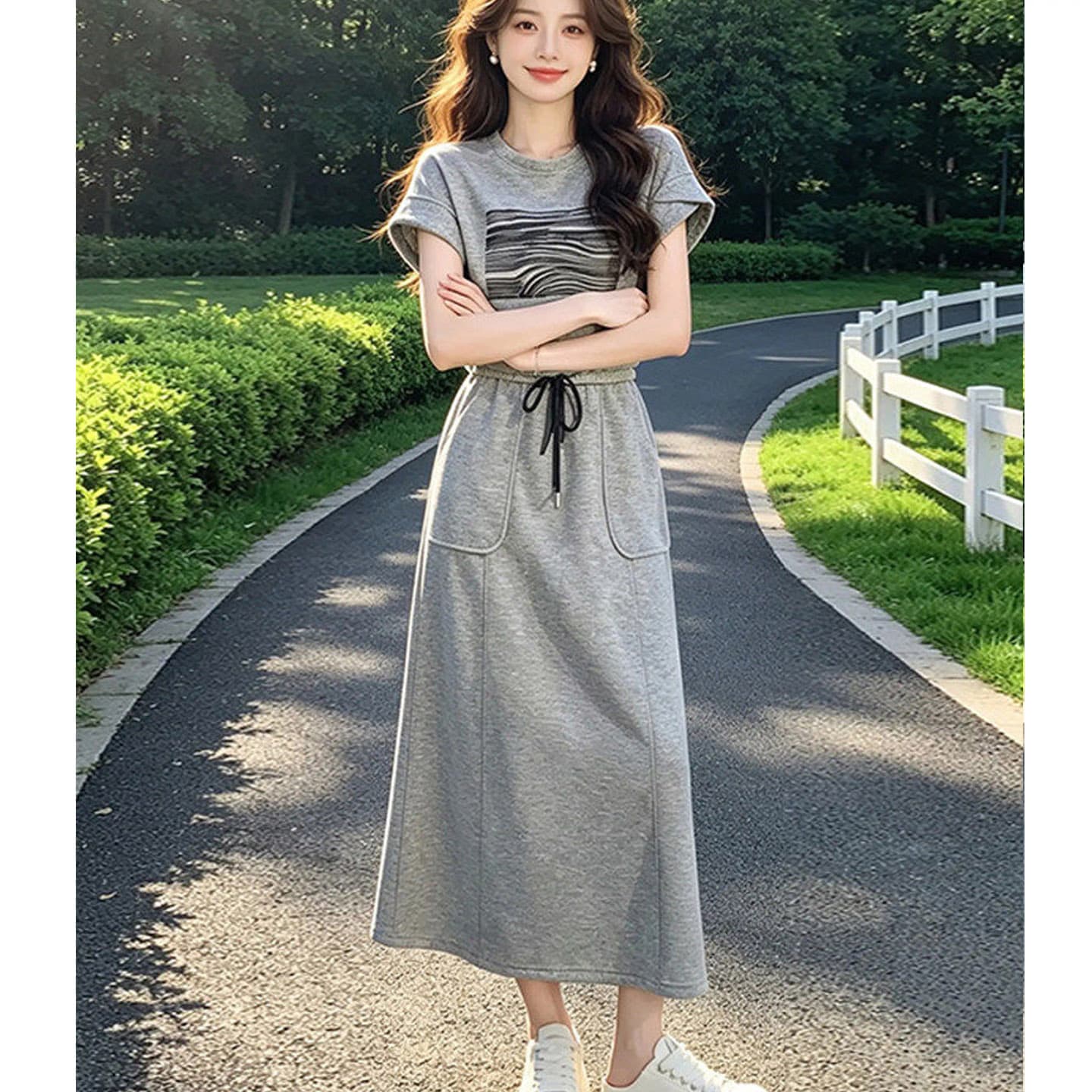 차가운 실크 코튼 2026 여름 새로운 패션 캐주얼 스포츠 슈트 여성 외국 가스 반팔 반신 스커트 투피스 세트 트렌디 이미지 3