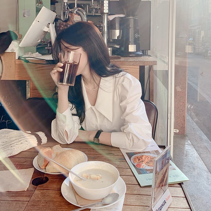 프랑스식 레트로 고급 센스 품격 미니멀리즘 다용도 긴팔 만나는 거품 소매 셔츠 맨위 ins 상세 이미지 5