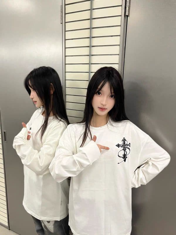 210 그램 21 이후 패키지 칼라 프린트 가을 의상 긴팔 티셔츠 여성 루즈핏 순면 라운드 넥 맨위 상세 이미지 5
