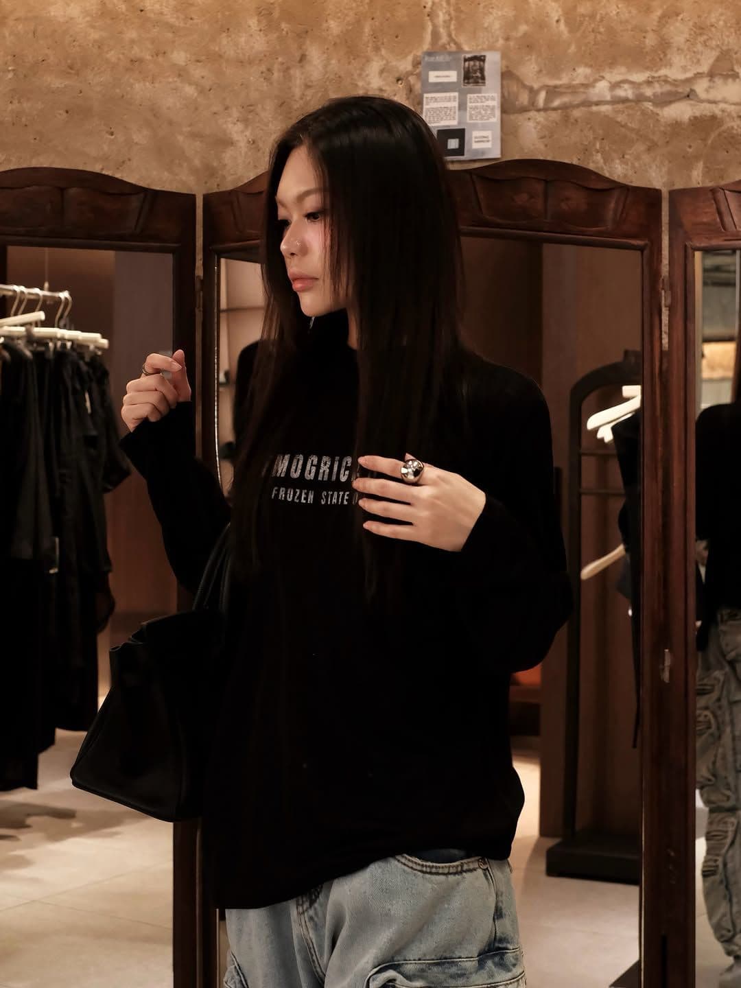 210 그램 21 이후 패키지 칼라 프린트 가을 의상 긴팔 티셔츠 여성 루즈핏 순면 라운드 넥 맨위 상세 이미지 3