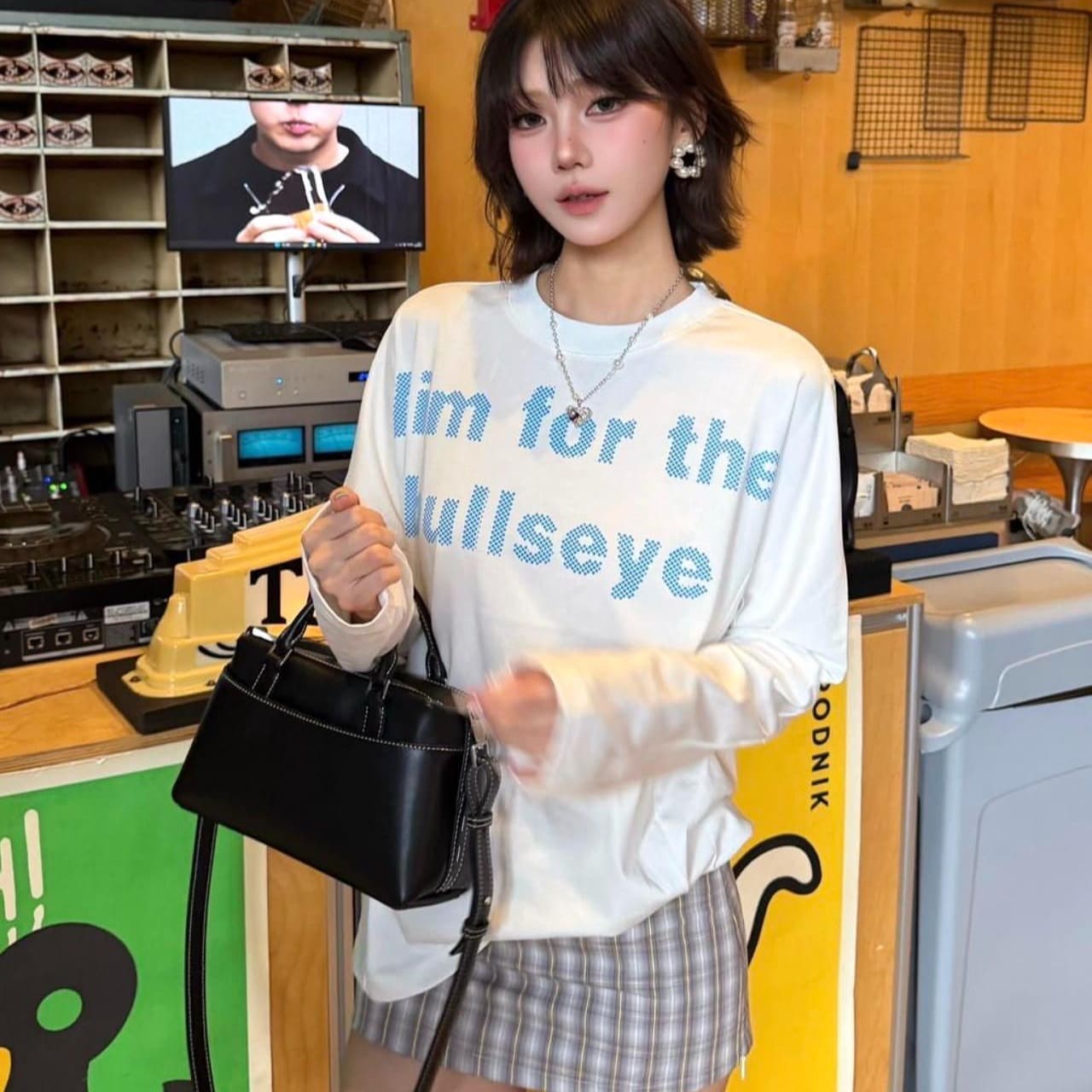 210 그램 21 이후 패키지 칼라 프린트 가을 의상 긴팔 티셔츠 여성 루즈핏 순면 라운드 넥 맨위