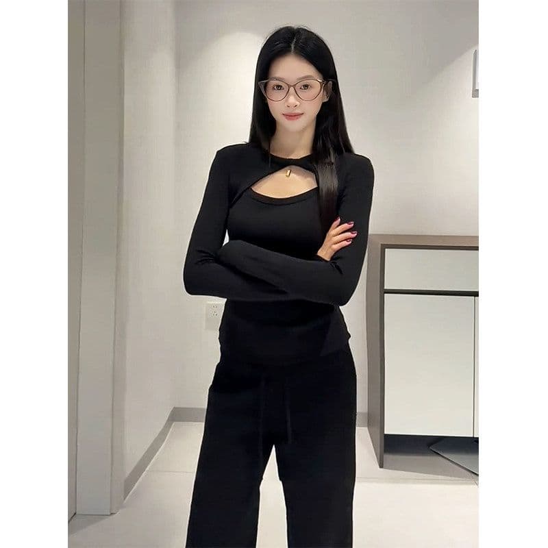 리브 De 플러시 디자인 센스 비틀림 홀로우 아웃 긍정적 인 어깨 긴팔 티셔츠 여성 가을 겨울 인사이드 가져 가라. 기본 셔츠 맨위 상세 이미지 5