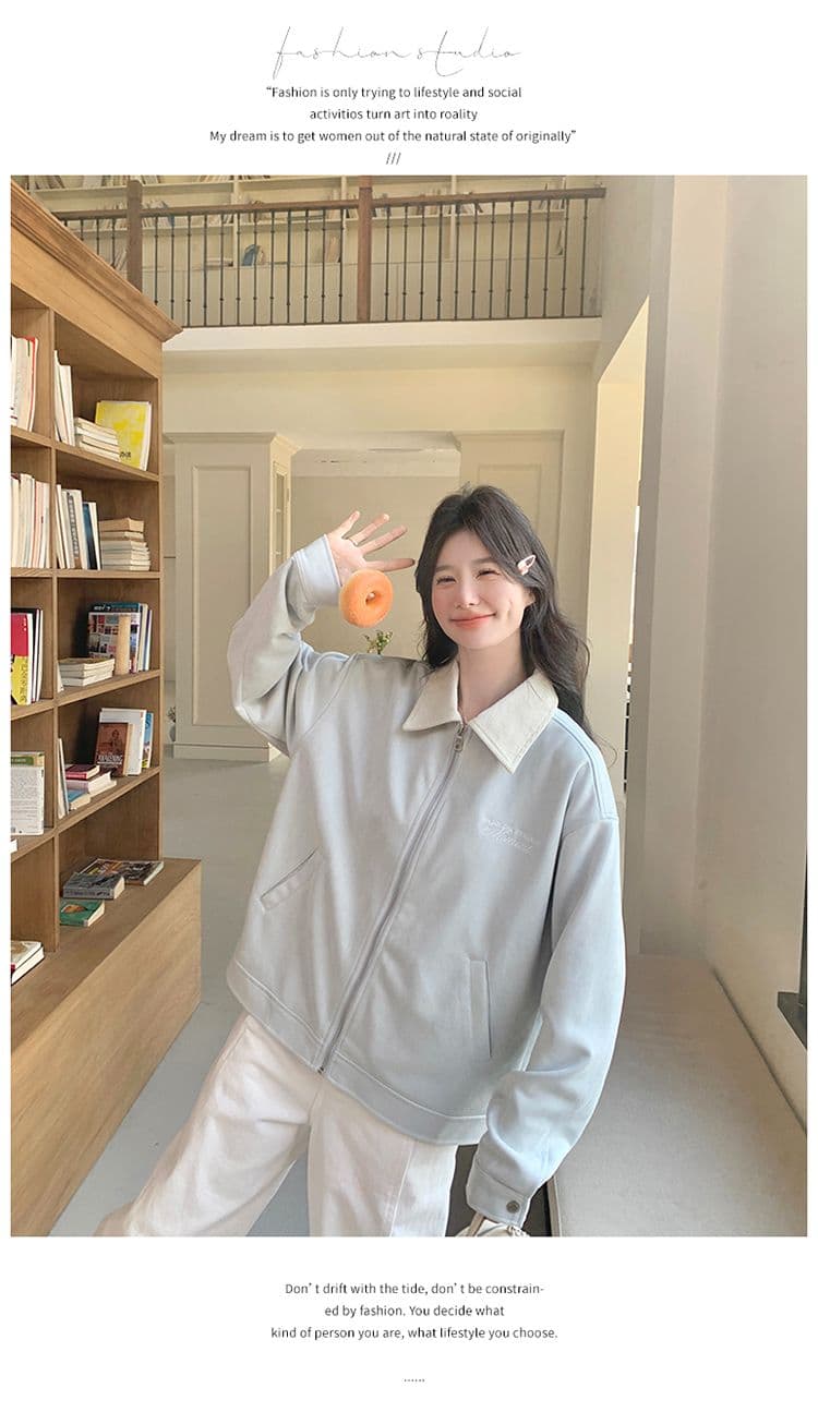 고유 한 슈퍼 잘 생긴 봄 가을 여성 코트 2026 새로운 작은 키 폴로 칼라 알파벳 자수 스웨이드 원단 재킷 맨위 상세 이미지 16