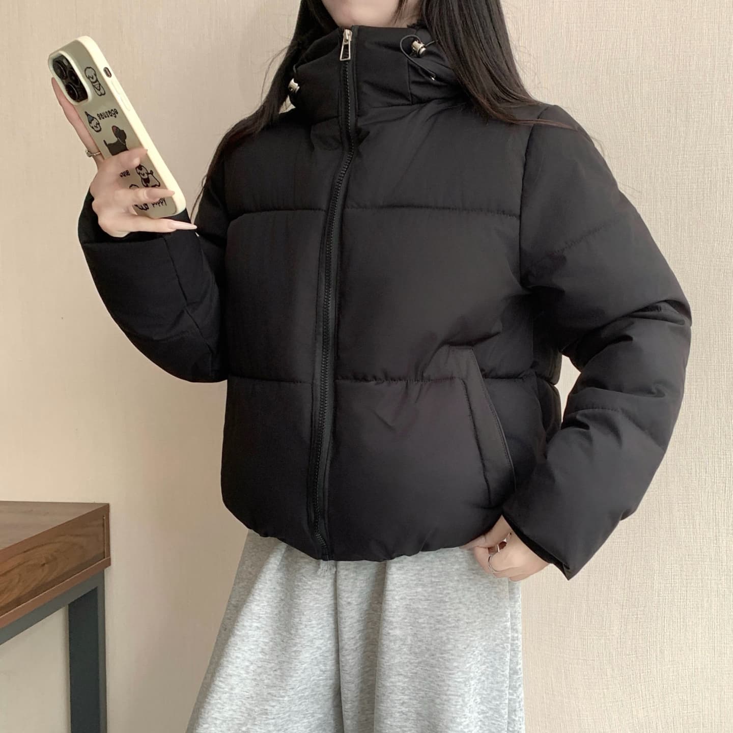 2026 겨울 신제품 페이크 레이어드 여성 의류 쇼트 스타일 더블 칼라 긴팔 스탠드 칼라 플리스 후드 면 의류 바람막이 이미지 2