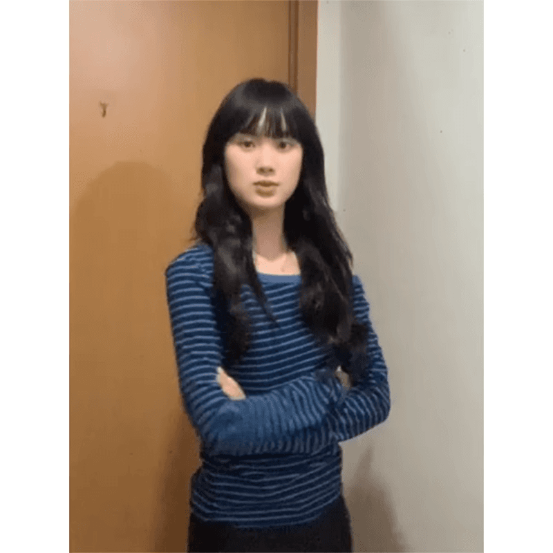 경관 그림 260 그램 스트라이프 긴팔 티셔츠 여성 의류 2026 새로운 오프숄더 디자인 센스 몸매 가꾸기 기본 셔츠 비스듬한 칼라 맨위 이미지 3