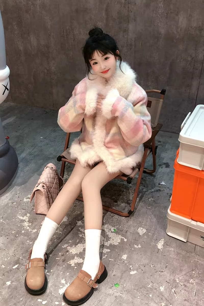모직 작은 샤넬 스타일 여성 코트 가을 겨울철 새로운 작은 키 고급 센스 품격 털이 있는 두꺼움 면 의류 쇼트 스타일 면 옷 이미지 4