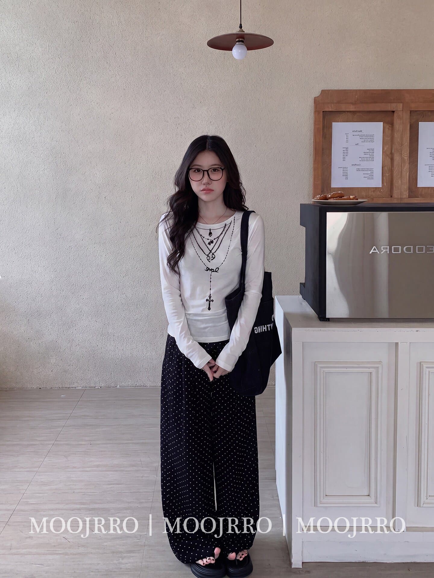 260 그램 사람들 면 라운드 넥 긴팔 티셔츠 여성 가을 디자인 센스 작은 대중 목걸이 프린트 작은 키 몸매 가꾸기 긍정적 인 어깨 의류 상세 이미지 5