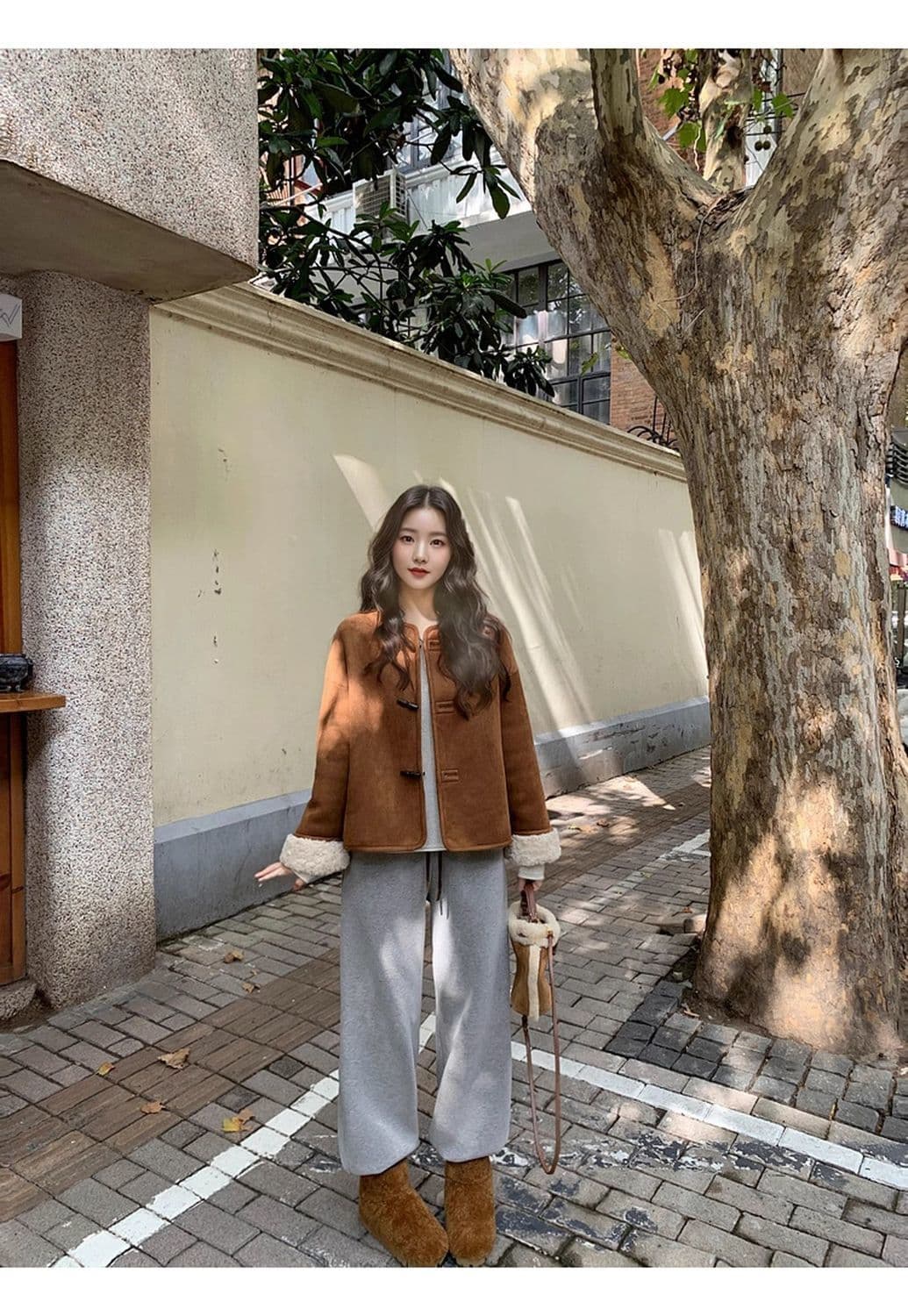 2026 새로운 슈퍼 잘 생긴 양면 착용 스웨이드 원단 올해 인기 어린 양 플리스 피모 하나 여성 코트 겨울 상세 이미지 8