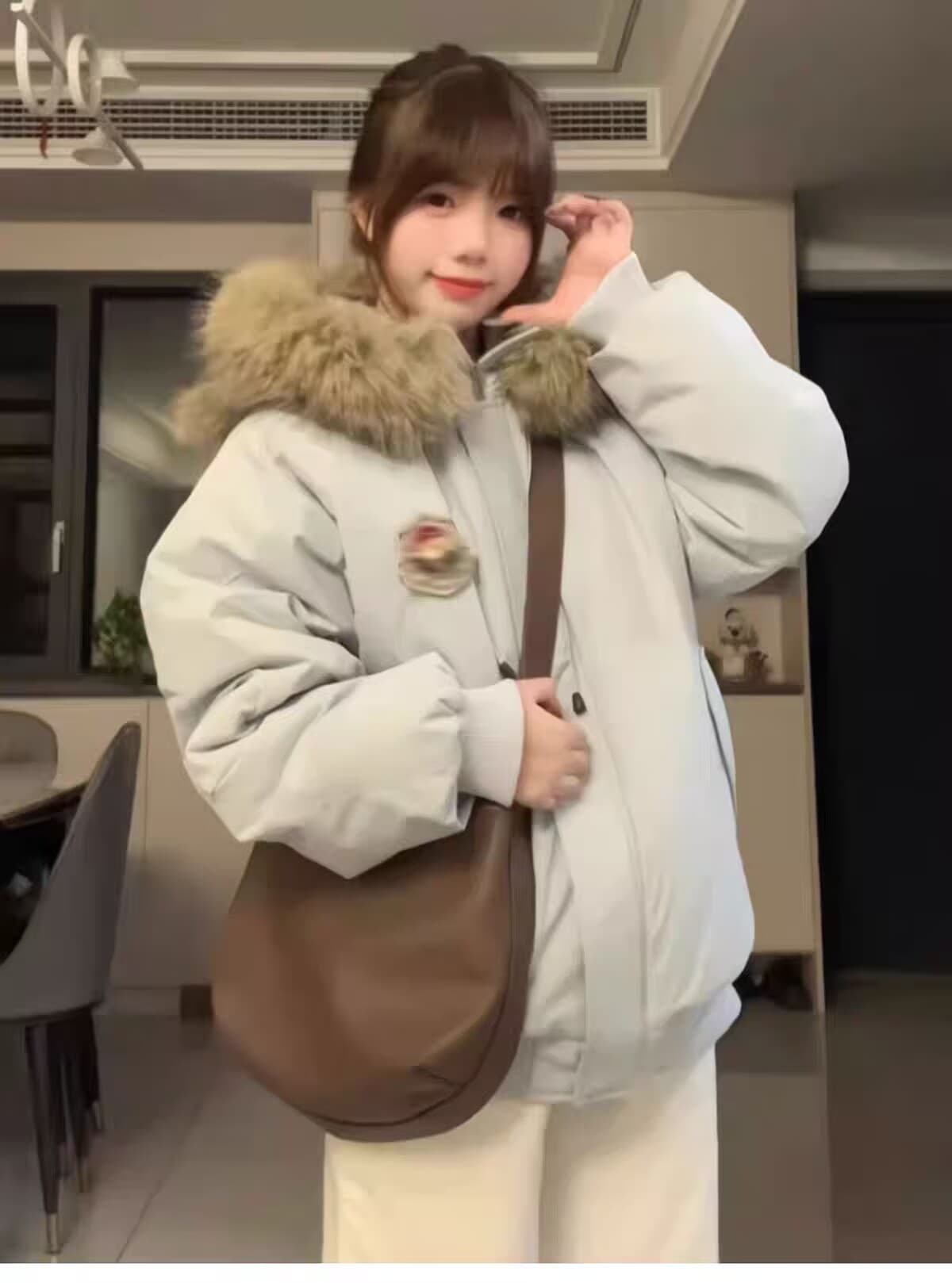 2026 겨울 학원 스타일 작은 곰 귀 모피 칼라 탈착식 재킷 면 옷 여성 두꺼운 보온 루즈핏 캐주얼 목화 진딧물 상세 이미지 6