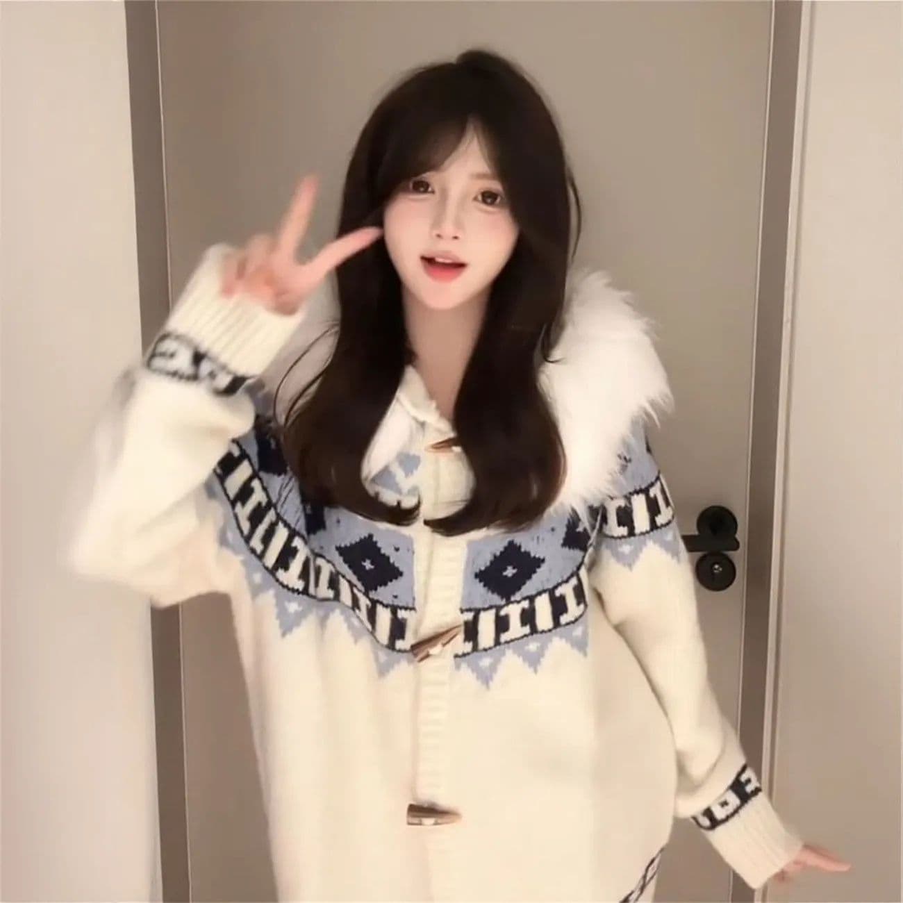 대 에디션 한 부서 귀여운 모피 칼라 후드 스웨터 여자 가을 겨울철 공정한 섬 자카드 루즈핏 니트 재킷 상세 이미지 1