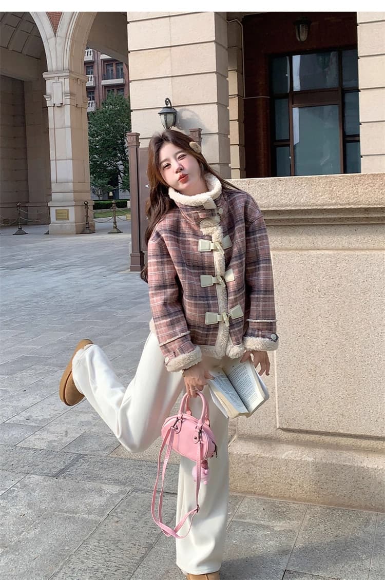 레트로 모피 패치워크 스웨이드 원단 여성 코트 가을 겨울철 아름다움 라드. 두꺼운 소뿔 버클 고유 한 슈퍼 잘 생긴 상세 이미지 26