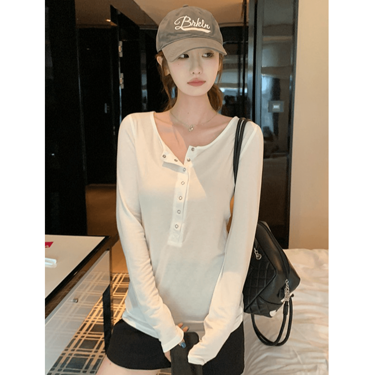 아메리칸 핫걸 긍정적 인 어깨 헨리 칼라 스냅 단추 긴팔 티셔츠 여성 이른 가을 인사이드 가져 가라. 슬림해 보이는 몸매 가꾸기 기본 셔츠 맨위 이미지 2