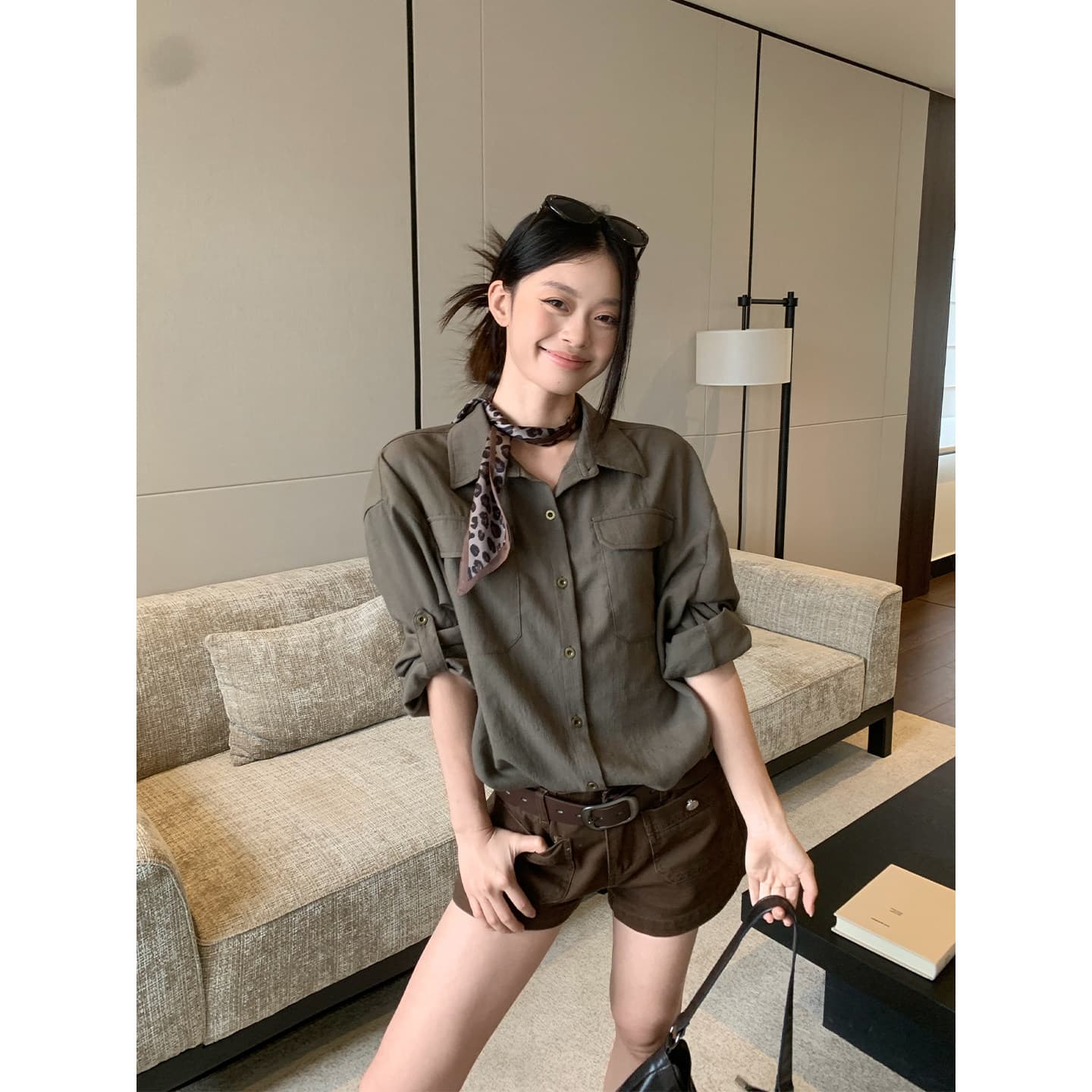원본 품질 면 마 소재 군용 녹색 중간 소매 셔츠 가을 루즈핏 캐주얼 출퇴근 긴팔 셔츠