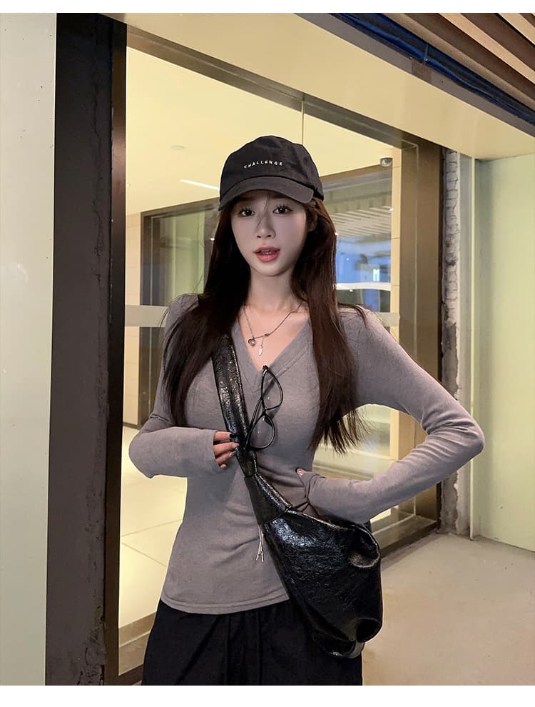 충동 섹션 V넥 기본 셔츠 가을 몸매 가꾸기 긴팔 티셔츠 여성 빅 사이즈 캐주얼 착용 가져 가라. 단색 맨위 상세 이미지 2
