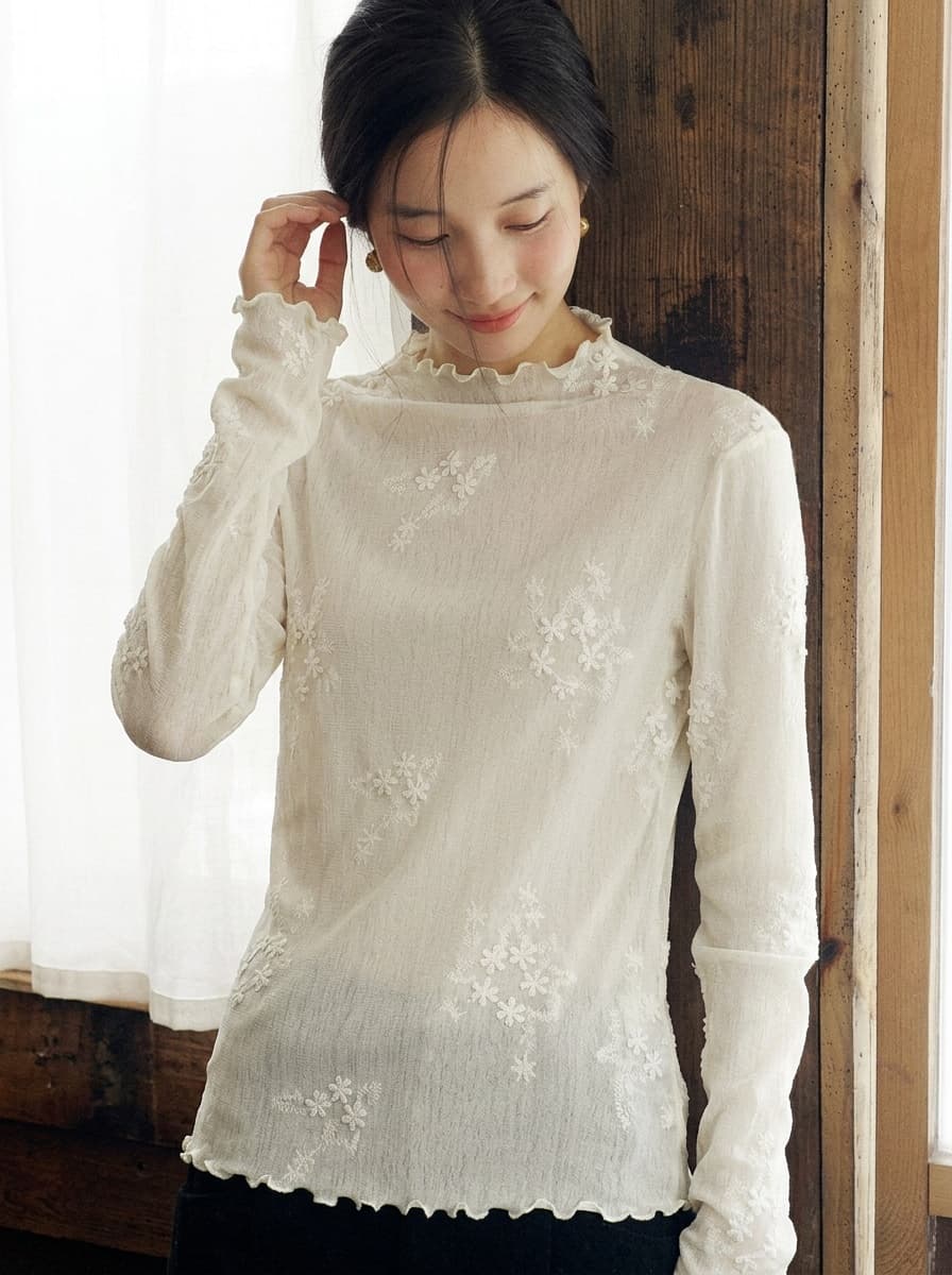 부드러운 바람 레이스 자수 긴팔 기본 셔츠 여성 반하이넥 몸매 가꾸기 슬림해 보이는 망사 인사이드 가져 가라. 품격 맨위 이미지 2