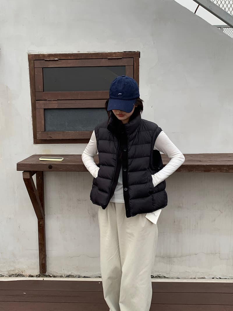 화이트 덕 다운 한국 스타일 빅 사이즈 갈비 살 섹션 다운 재킷 조끼 여자 가을 겨울 지방 mm 패션 패치워크 스탠드 칼라 민소매 어깨 상세 이미지 10