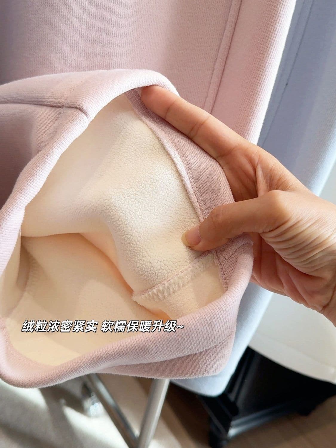 두꺼운 오스트리아 과립 플러시 보온 운동 웨이 바지 여성 가을 겨울 새로운 하이웨이스트 도루 센스 넓은 다리 털이 있는 찹쌀 모통이 칼 바지 상세 이미지 3