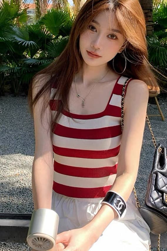 여름 새로운 한국 스타일 달콤한 미국 칼라 배색 스트라이프 민소매 몸매 가꾸기 슬림해 보이는 쇼트 스타일 조끼 맨위 이미지 6