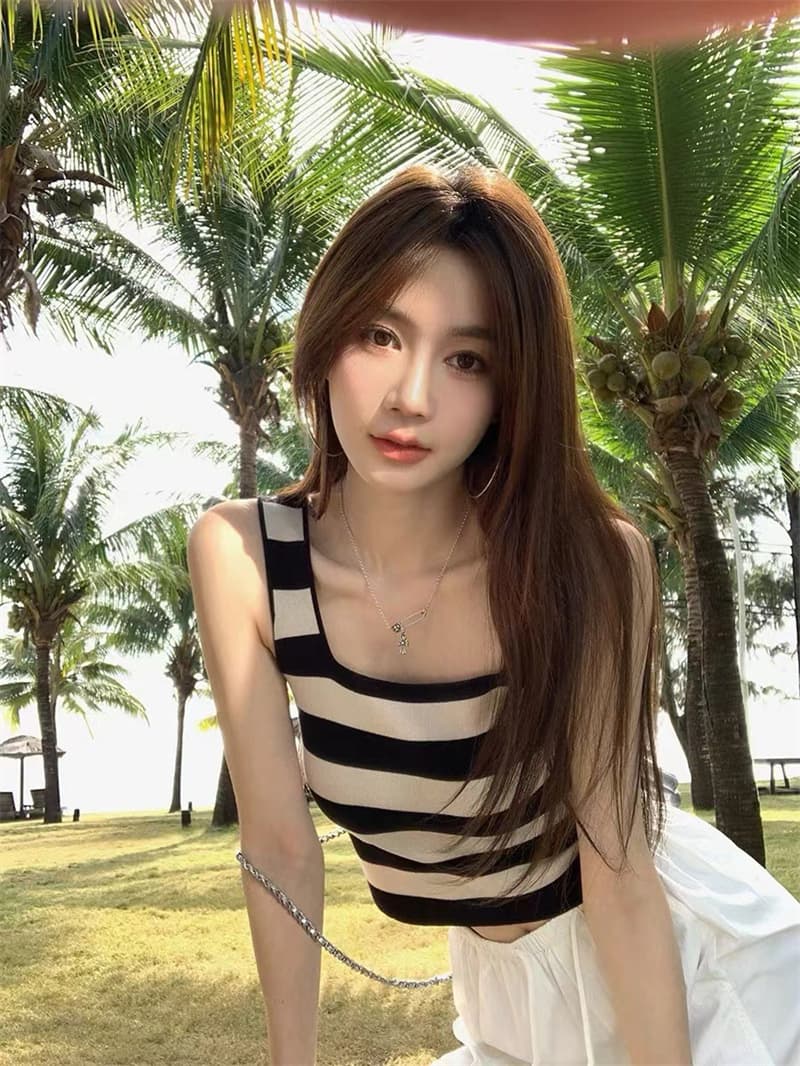 여름 새로운 한국 스타일 달콤한 미국 칼라 배색 스트라이프 민소매 몸매 가꾸기 슬림해 보이는 쇼트 스타일 조끼 맨위 상세 이미지 7