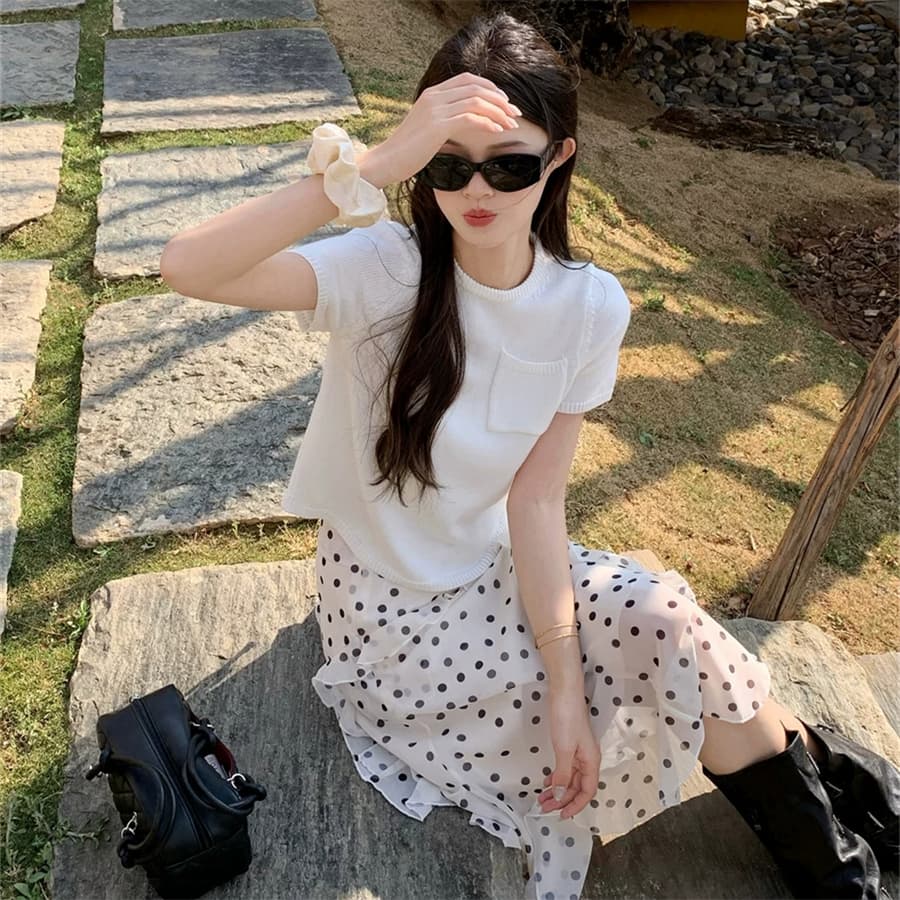 한국 동대문 얇은 스타일 라운드 넥 뒤로 트임 레이스업 니트 반팔 티셔츠 여성 여름 패션 루즈핏 맨위 상세 이미지 2