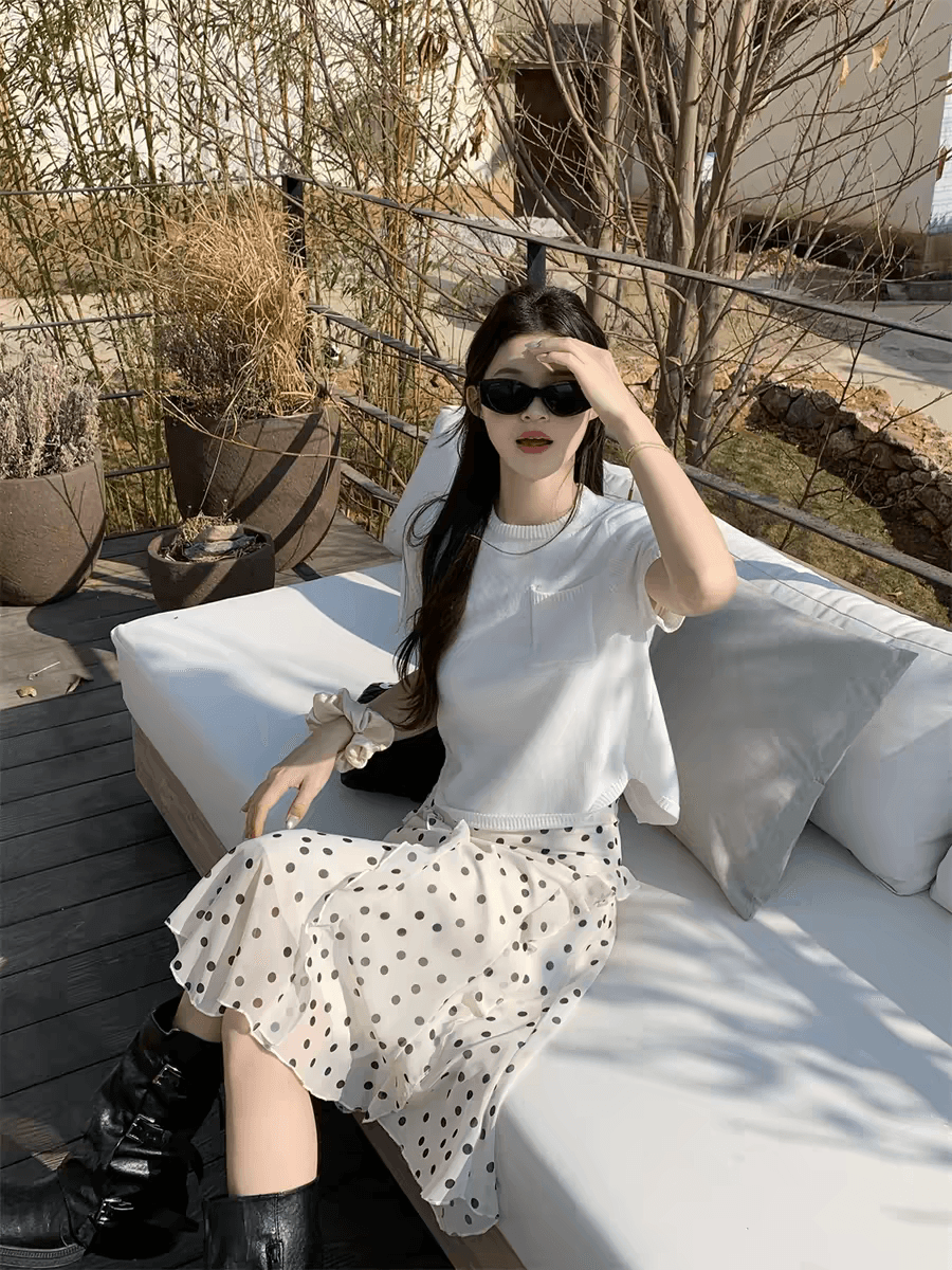 한국 동대문 얇은 스타일 라운드 넥 뒤로 트임 레이스업 니트 반팔 티셔츠 여성 여름 패션 루즈핏 맨위 상세 이미지 20